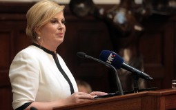 
					Grabar-Kitarović: EU treba da nastavi politiku proširenja 
					
									