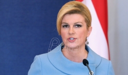 Grabar-Kitarović: Hrvatska zastava se vijorila u Kninu i vijoriće se ubuduće