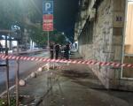 Grad Niš postavio zaštitnu traku ispred zgrade RFZO zbog opasnosti od obrušavanja fasade