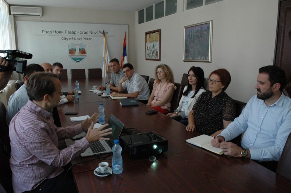 Grad Novi Pazar korak bliži elektronskom vođenju skupštinskih sednica