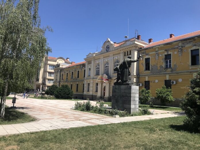 Grad Prokuplje izdvaja 512.000 dinara za nagrade najboljim učenicima