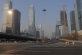 Grad duhova: Ima li ikoga na ulicama Pekinga? FOTO