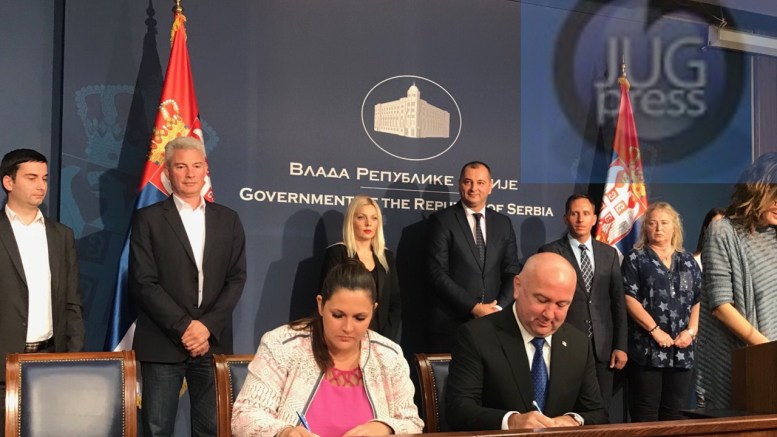 Grad leskovac potpisao dva ugovora sa Ministarstvom bez portfelja i SKG