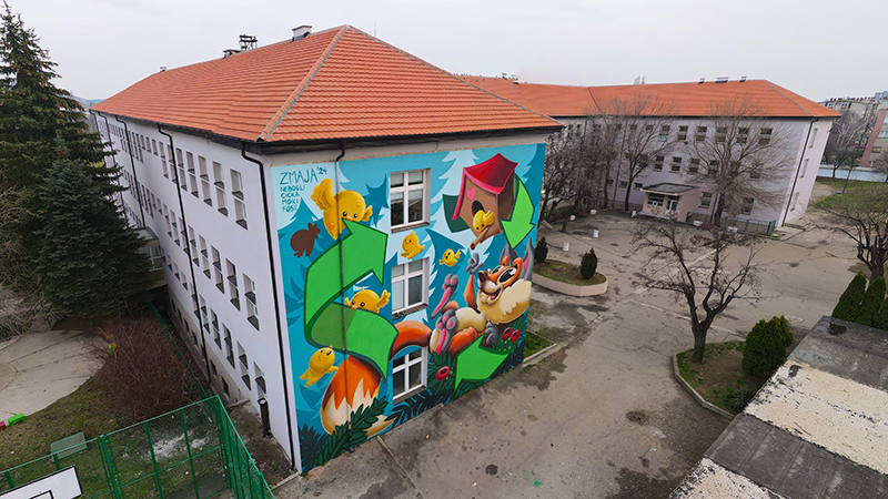 Građani Bora u dvorištu tri škole dobili ekološki mural [FOTO]