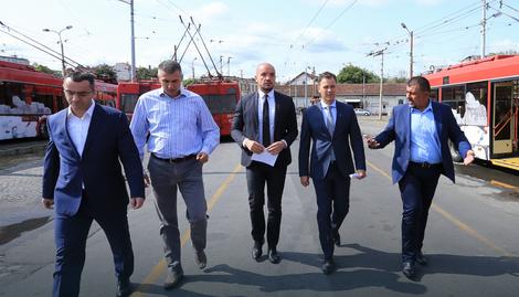 Gradonačelnik Mali posetio GSP Beograd