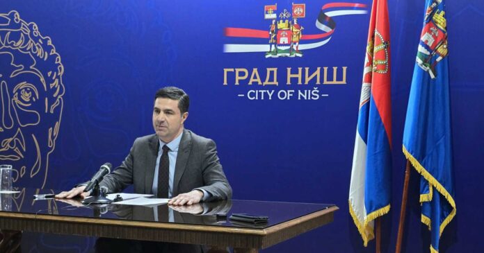 Gradonačelnik Niša sugrađane nazivao „ustašama“ i ostaje pri tome