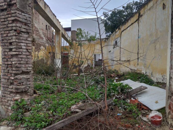 Gradska uprava angažovala privatne firme da ruše nebezbedne objekte u Nišu – tender vredan preko 100.000 evra