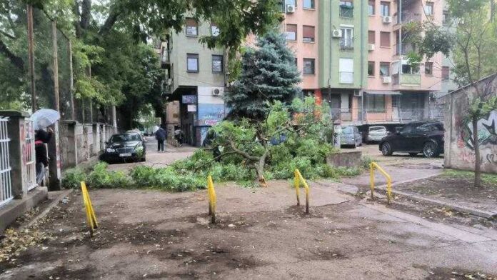 Grana pala kod niške škole, nema povređenih