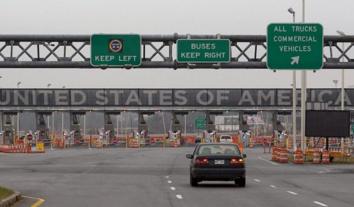 Granični prelaz Kanada - SAD otvoren nakon pretnji bombom