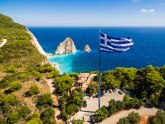 Grčka: Moguće zaključavanje nevakcinisanih?