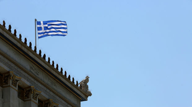 Grčka namerava da ukloni sveštenike sa platnog spiska vlade