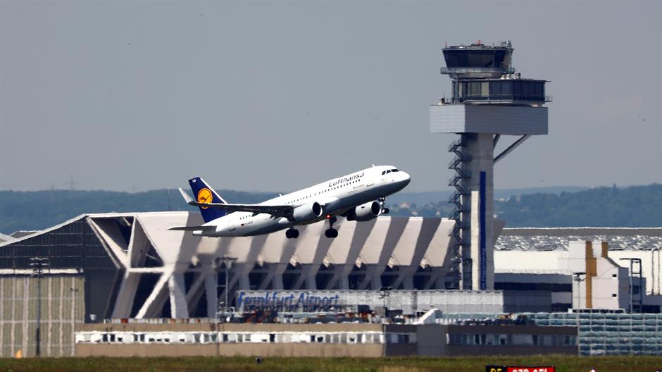 Grčki policajci na aerodromima u Nemačkoj zbog migranata