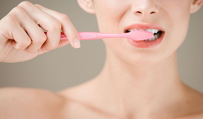 Greška prilikom pranja zuba koja poništava dejstvo paste