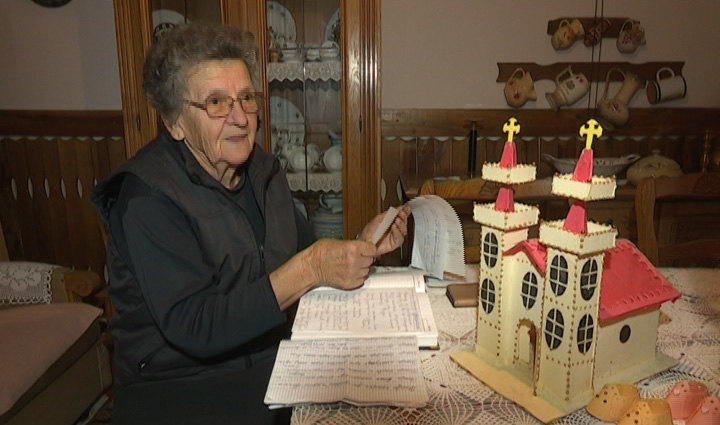 Aleksa Šantić: Baka u 86.godini pravi torte, šije, pravi meleme, peče rakiju...