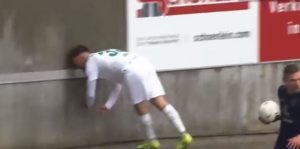 Grozna scena iz Nemačke: Fudbaler se zakucao u betonski zid, njegovo telo se potom potpuno “ugasilo”