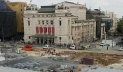 Grupa gradjana blokirala radove na beogradskom Trgu Republike (VIDEO)