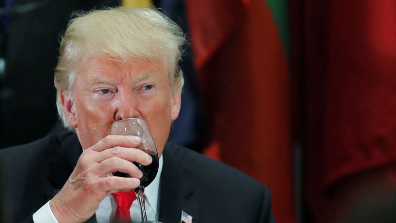 Guillaume: Trumpova najava da oporezuje francusko vino je apsurdna