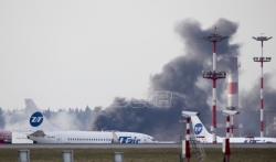  Ugašen požar na travi kod moskovskog aerodroma