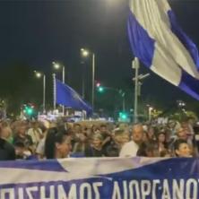 HAOS U SOLUNU! Masovni protesti u Grčkoj zbog novih ličnih karata, oglasila se i crkva (VIDEO)