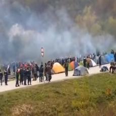 HAOS na granici sa Hrvatskom: Novi sukobi migranata sa policijom, ima POVREĐENIH NA OBE STRANE (VIDEO)