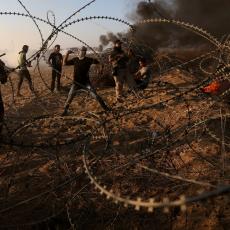 HAOS u Gazi: Palestinci opet protestuju, izraelske snage odgovorile PALJBOM I SUZAVCEM