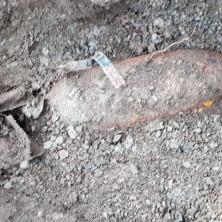 HITNA EVAKUACIJA MEŠTANA: Pronađena teška i opasna avio-bomba u blizini Bora (FOTO)