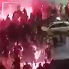 HOROR NE STAJE: Grci objavili novi snimak napada iz Atine, u opštem haosu čuju se i povici Hrvata (VIDEO)