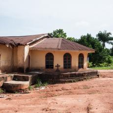 HOROR U NIGERIJI: Naoružani napadači ubili 15 vernika u katoličkoj crkvi