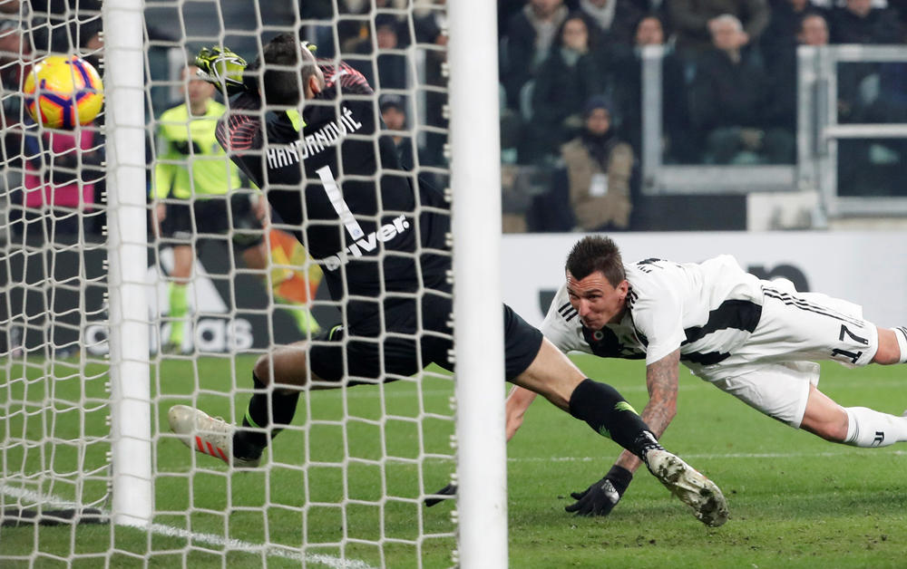 HRVAT ODLUČIO DERBI ITALIJE: Juventusova dominacija traje! Ni Inter mu ne može ništa (VIDEO)