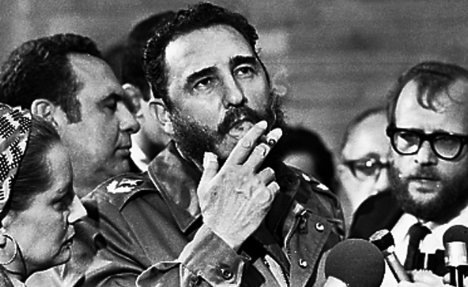 HTELI DA GA OTRUJU CIGARAMA: CIA objavila neuspele planove o eliminaciji Fidela Kastra