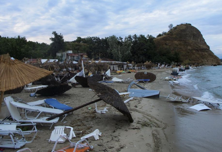 Halkidiki: Ima struje, vode, devojčica stabilno, potvrde o šteti