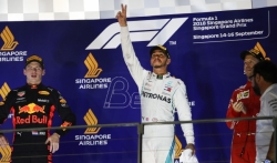 Hamilton pobedio u trci za Veliku nagradu Singapura