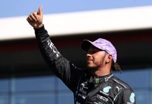 Hamilton iskren: “Žao mi je navijača kada se trka za titulu zavši u ranoj fazi sezone”