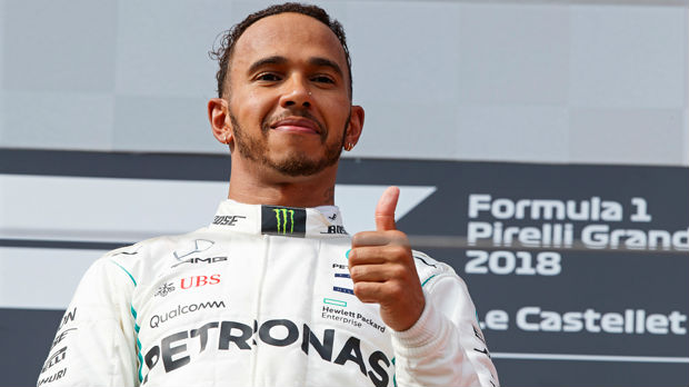 Hamilton ostaje u Mercedesu još dve sezone
