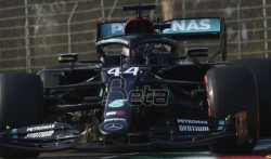 Hamilton pobedio u Imoli, Mercedes ponovo šampion konstruktora