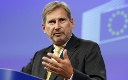 
					Han: EU pregovara sa Srbijom, ali treba rešiti pitanje dijaloga s Kosovom 
					
									