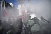 Haos na ulicama Atine; Sukob policije i demonstranata FOTO