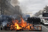 Bilans u FR: Uhapšeno više od 80 osoba, zapaljena banka