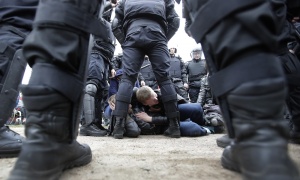Haos u Rusiji! Više od 1000 ljudi pritvoreno širom zemlje zbog protesta protiv Putina, uhapšen i lider opozicije! (FOTO)