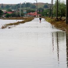 Haos u najavi zbog velikog pljuska: Rumunija izdala upozorenje na poplave! (VIDEO)