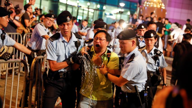 Hapšenja demonstranata u Hong Kongu