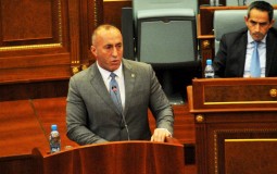 
					Haradinaj i komandant Kfora ocenili da je bezbednosna situacija na Kosovu dobra 
					
									