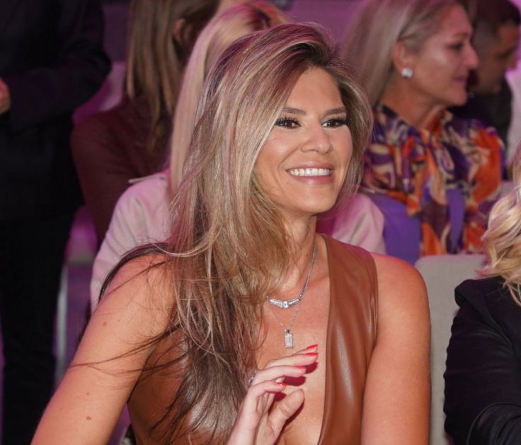 Harisu neće biti svejedno! Melina se verila, a svadba je pravi nož u srce za bivšeg muža