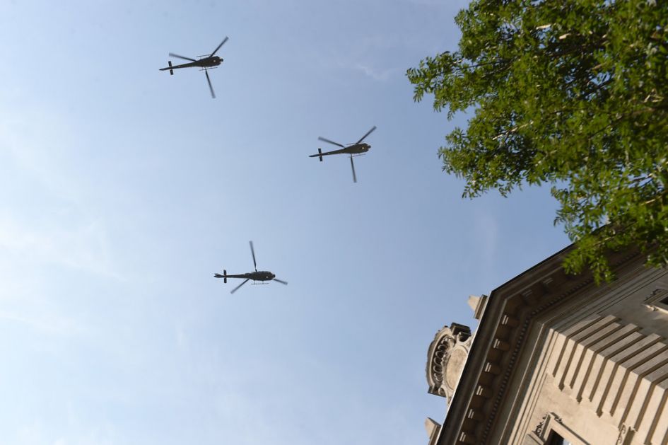 Helikopteri Vojske Srbije večeras iznad VMA