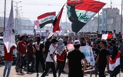 
					Hiljade Iračana protestom obeležile godišnjicu masovnih antivladinih demonstracija 
					
									