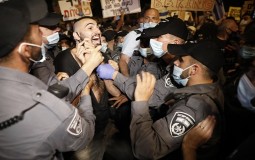 
					Hiljade Izraelaca ponovo traže ostavku Netanjahua 
					
									