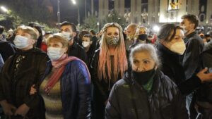 Hiljade pristalica gruzijske opozicije protestuju zbog rezultata lokalnih izbora