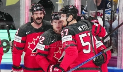 Hokejaši Kanade pobedili Finsku za polufinale SP, istorijski uspeh Letonije