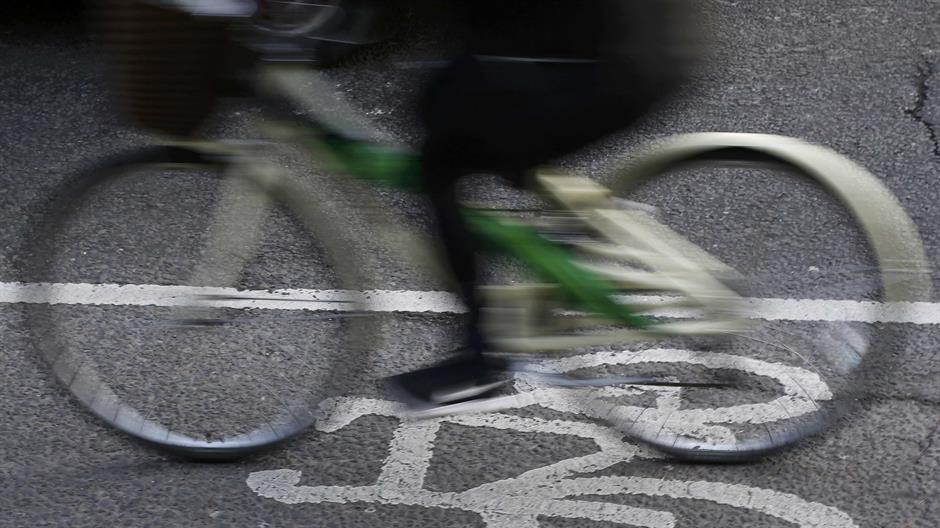 Holandska brava za bicikl blokira mobilni telefon