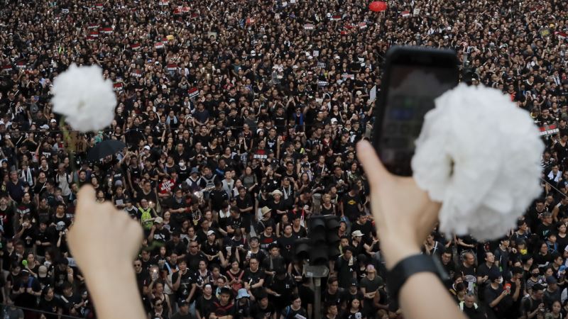 Hongkong: Organizatori protesta predali peticije zemljama G 20